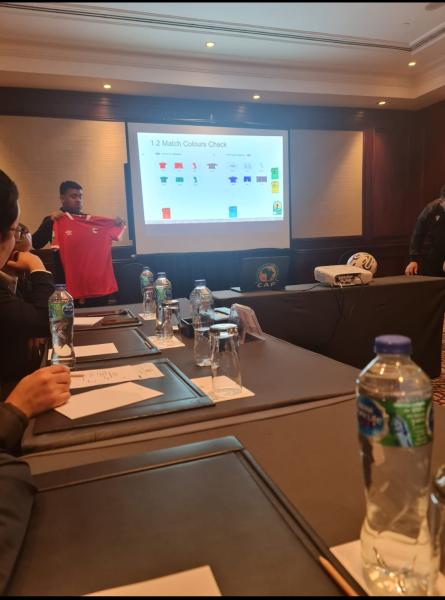 مودرن فيوتشر بالأحمر وإتحاد العاصمة بالأبيض في مواجهة الكونفدرالية غدًا