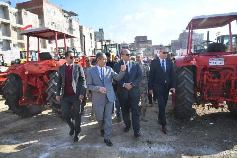 محافظ الغربية يتفقد اصطفاف معدات وسيارات الطوارئ والإغاثة لـ 7 مراكز