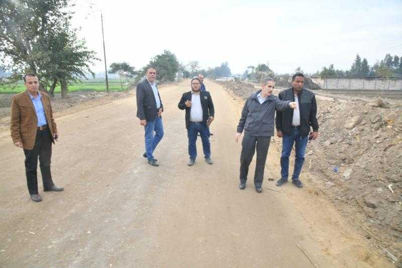 محافظ الغربية يتفقد مشروعات حياة كريمة بزفتي ويتابع التطوير بالسنطة