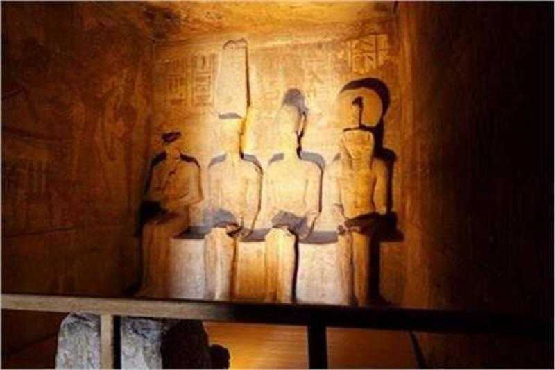 خبير أثري: تعامد الشمس على المعابد يؤكد تمكن المصري القديم من علوم الفلك والهندسة.. «فيديو»