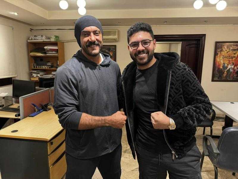 محمد شاهين ينتهي من تسجيل أغنية فيلم الإسكندراني