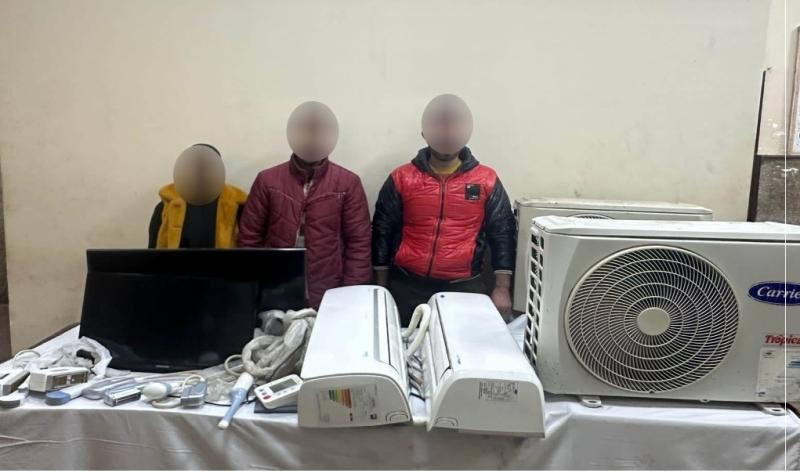 المتهمون والمضبوطات 