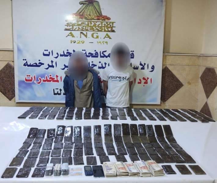 المتهمين والمضبوطات 