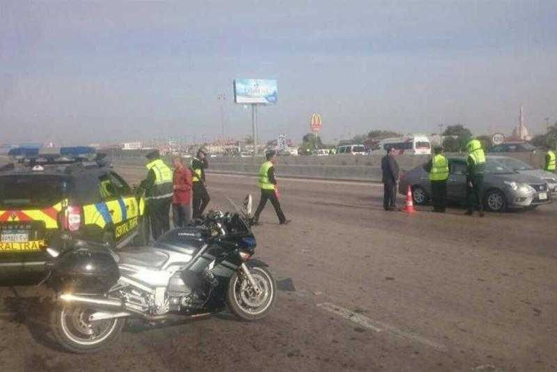 المرور يحرر 2445 مخالفة تحدث في الهاتف المحمول خلال 24 ساعة