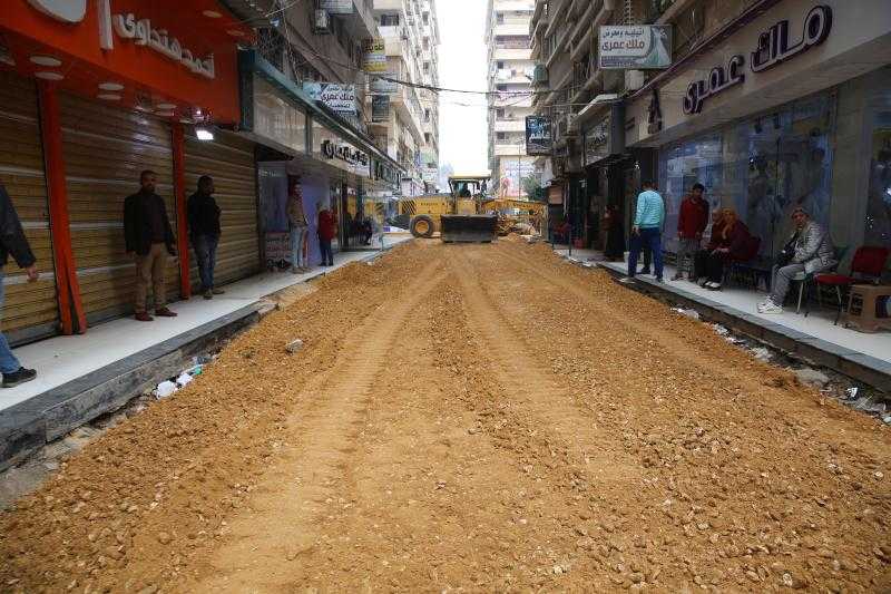 محافظ كفر الشيخ يتفقد عددًا من مشروعات الرصف