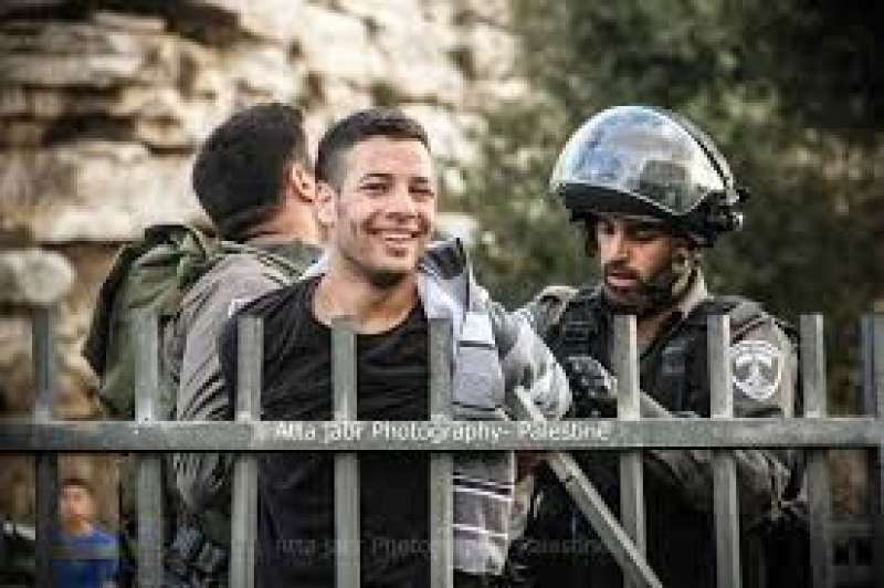 المعتقلون الفلسطينيون 