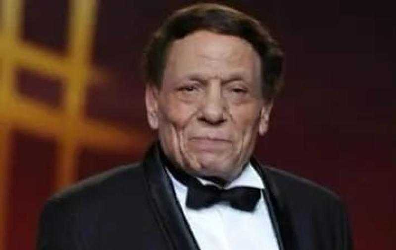نجل عادل إمام: الزعيم مش تعبان وزي الفل وكلها شائعات