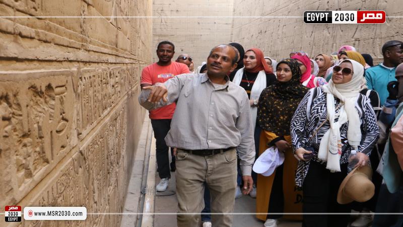 معبد إدفو بأسوان