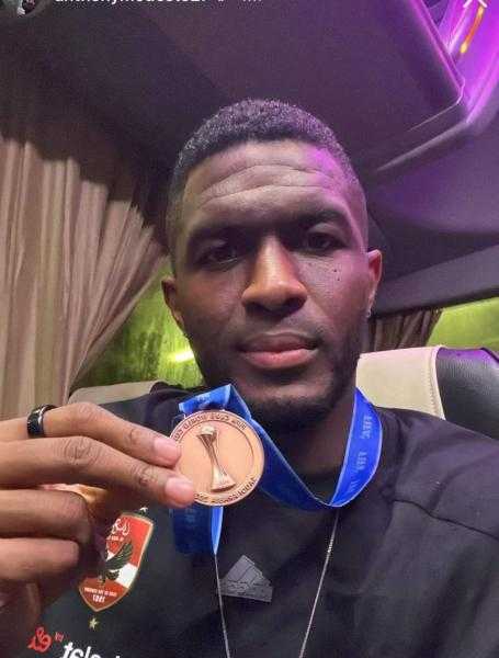 عبدالناصر زيدان ساخرا: موديست خاض 3 دقائق حصل على ميدالية والثالث على العالم