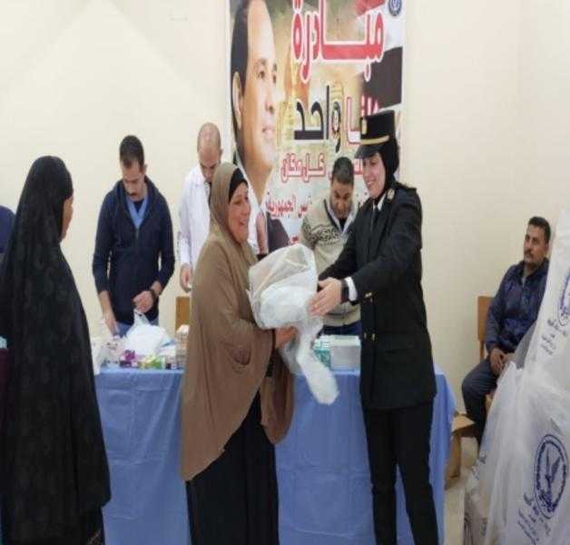 ”الداخلية” توجه قافلة إنسانية ضمن مبادرة ”كلنا واحد” للفيوم (صور)