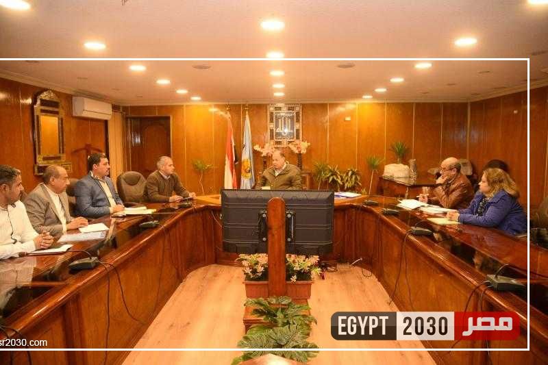 محافظ أسيوط يناقش مشروعات الخطة الاستثمارية للمحافظة 2024- 2025 بمركزي ساحل سليم وأبنوب