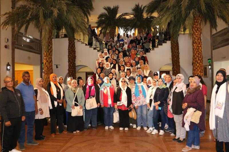 ”أهل مصر”.. فتيات ملتقى ثقافة المرأة الحدودية في زيارة تثقيفية لمتحف النيل بأسوان