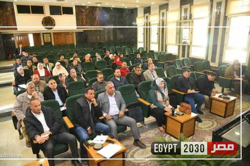 محافظ الغربية يتابع آخر المستجدات بملف التصالح في مخالفات البناء