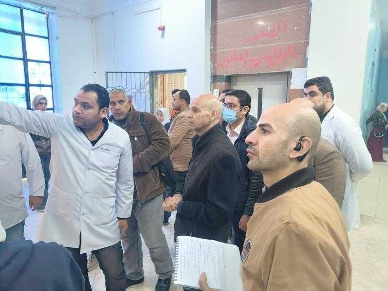 وكيل وزارة الصحة بالشرقية يتفقد الخدمة الطبية بمستشفى كفر صقر المركزي