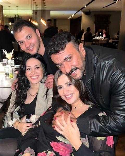 ياسمين عبدالعزيز تحتفل بعيد ميلاد أحمد العوضي
