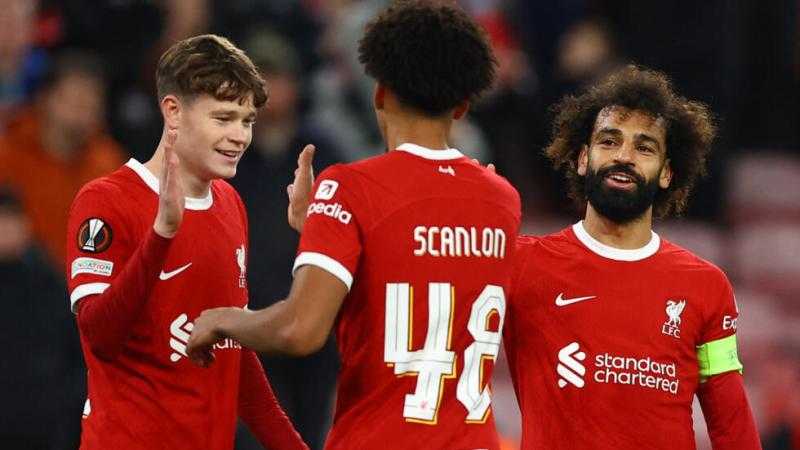 محمد صلاح يقود تشكيل ليفربول أمام آرسنال في قمة الدوري الإنجليزي