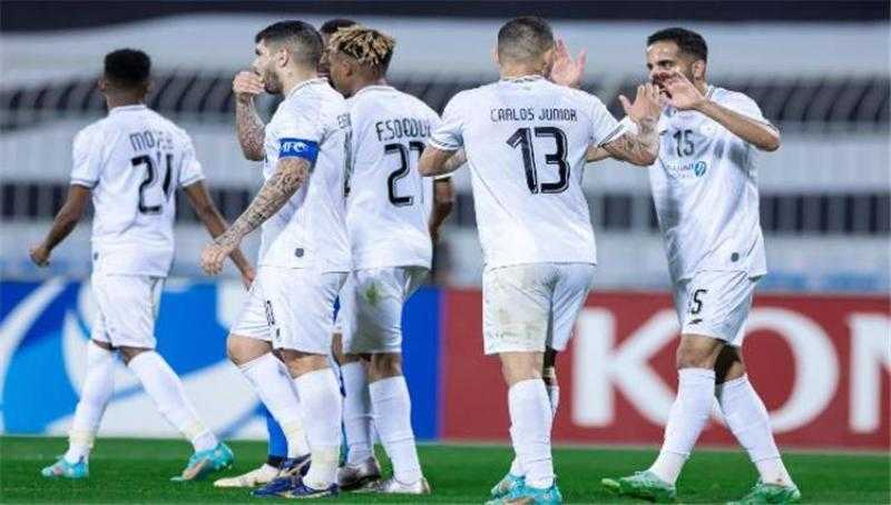 قرار صارم من إدارة الشباب السعودي ضد مدربه الكراوتي