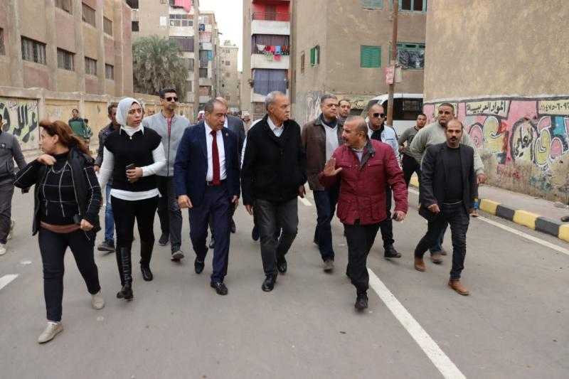 محافظ القليوبية يتفقد أعمال رصف مساكن بهتيم بالتنسيق مع صندوق التنمية الحضرية