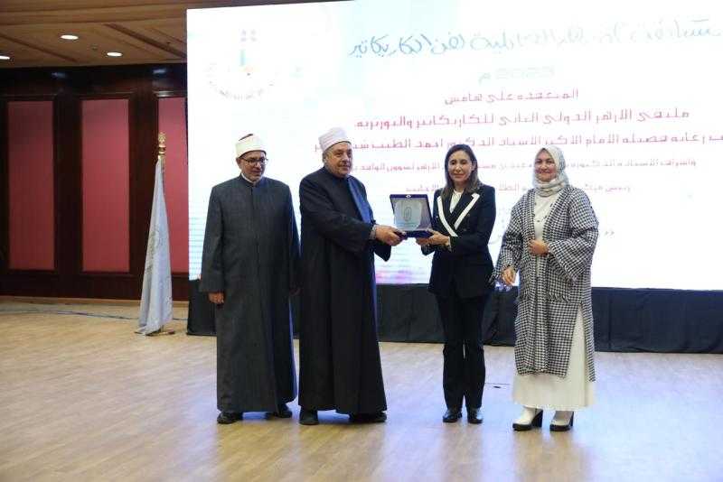 رئيس جامعة الأزهر يدعو الفنانين إلى التقاط الصور الجمالية الموجودة في القرآن الكريم ”صور”