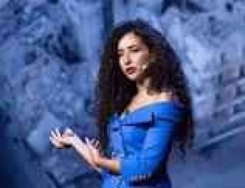 الفنانه غادة والي 