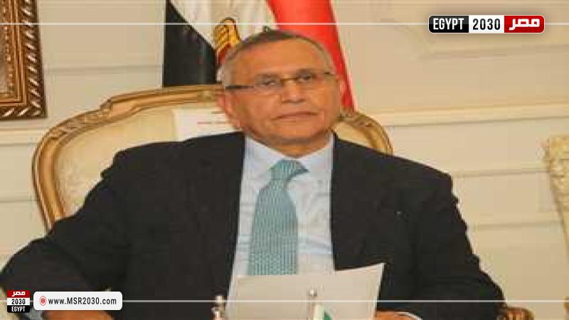 الدكتور عبد السند يمامة