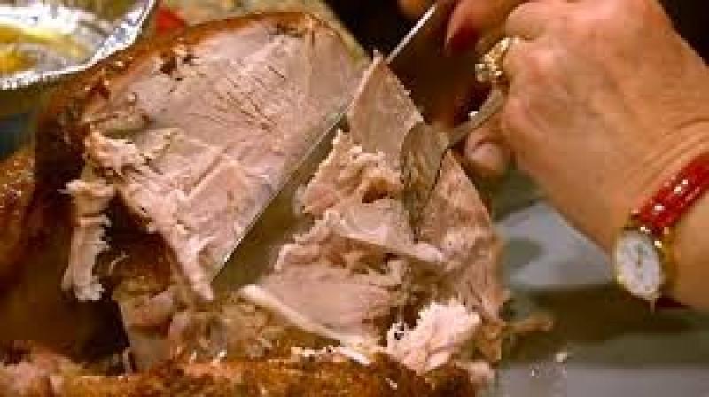 مصرع فتاة تناولت طعاما فاسدا بسوهاج