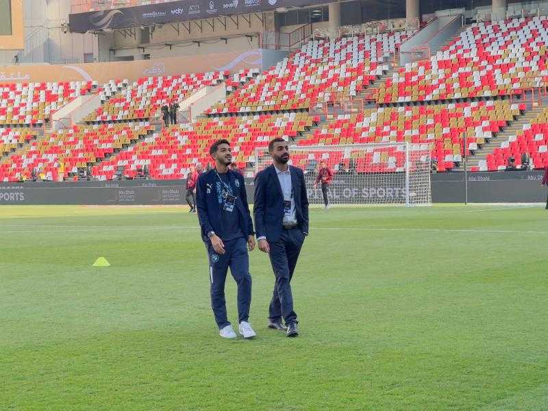 وصول بيراميدز لـ ملعب محمد بن زايد لمواجهة مودرن فيوتشر بالسوبر