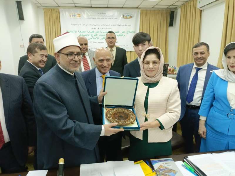 رئيس جامعة الأزهر 