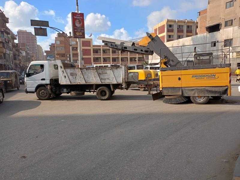 حملات مكثفة للنظافة وتطهير شبكات صفايات الأمطار والصرف الصحي بكفر الشيخ