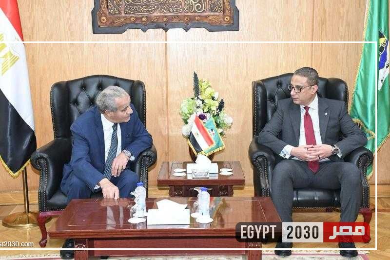 محافظ الفيوم يستقبل وزير التموين بديوان عام المحافظة