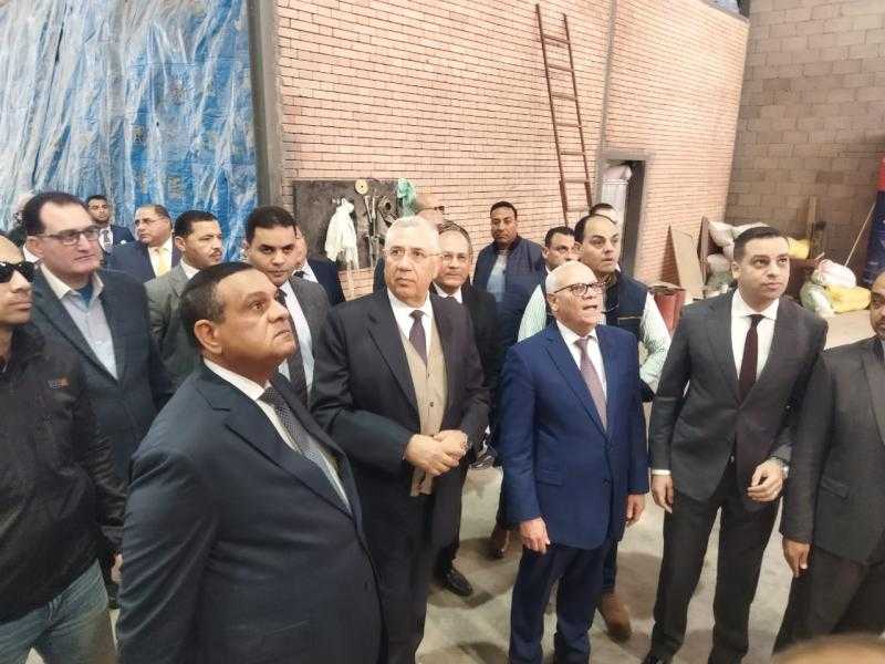 وزيرا التنمية المحلية والزراعة ومحافظ بورسعيد يتفقدون محطة تسمين الماشية والمجزر الآلي