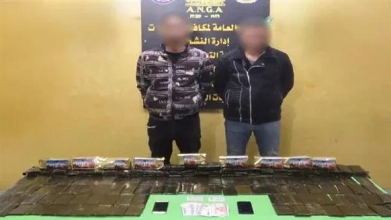 حبس تاجري مخدرات لحيازتهما حشيش في بولاق الدكرور