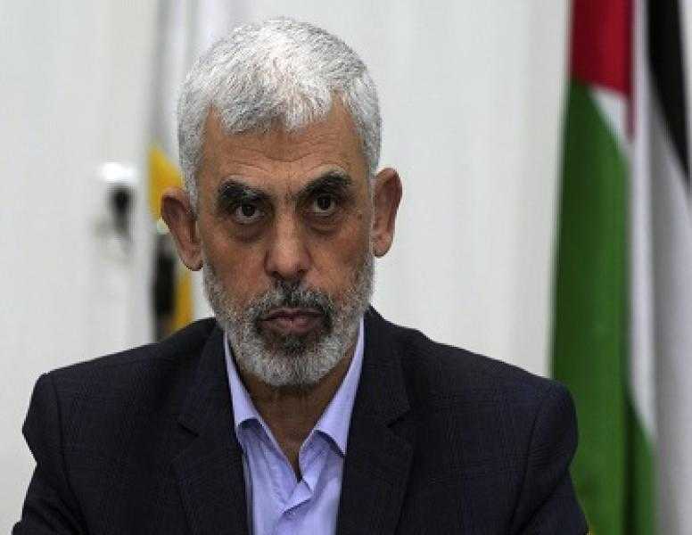 إعلام إسرائيلي: الجيش يعرف مكان يحيى السنوار.. وأمامه خياران