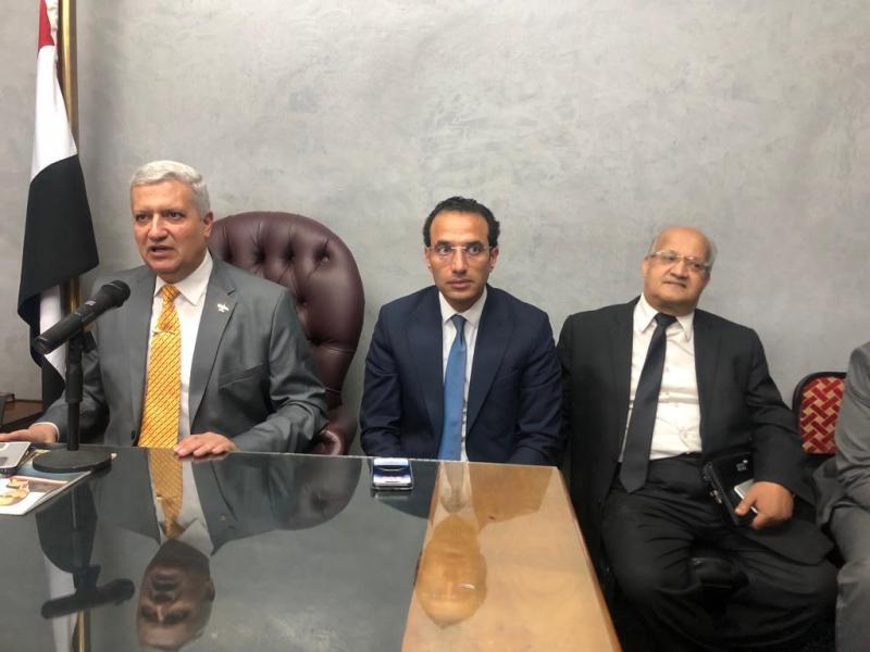 أثناء الاجتماع 