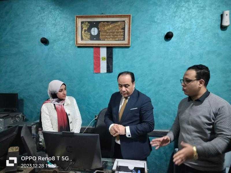 صحة سوهاج : أبوهاشم يتفقد غرفة الأزمات ومركز الخدمات الطارئة والنداء الآلي 137 بالمديرية