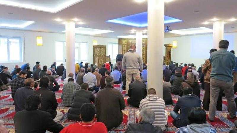 خطيب الجمعة: الشرع حذرنا من الاعتداء على الممتلكات العامة.. الدول تحافظ على مقدراتها