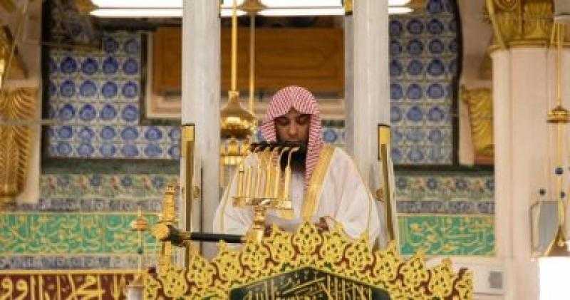 فيديو | دعاء مؤثر لإمام المسجد النبوي لنصرة أهل فلسطين
