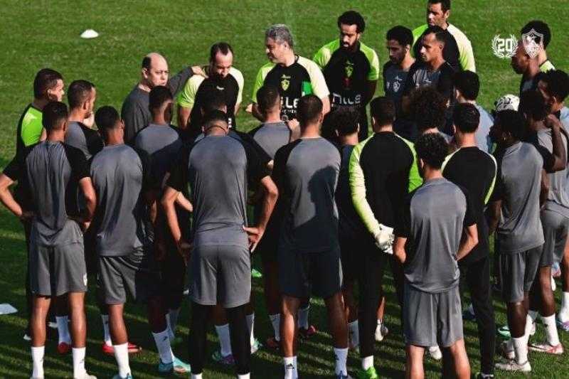 تفاصيل محاضرة معتمد جمال مع لاعبي الزمالك