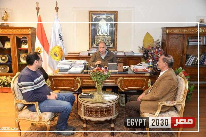 محافظ أسيوط يلتقى رئيس شركة مياه الشرب
