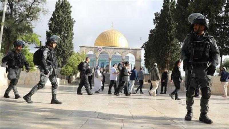 باحث: الاحتلال الإسرائيلي يفرض حصارًا على المسجد الأقصى