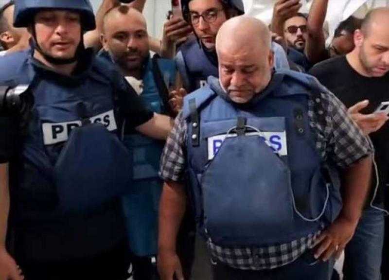 وائل الدحدوح يكشف تفاصيل مؤلمة عن استشهاد سامر أبو دقة وإصابته.. «فيديو»