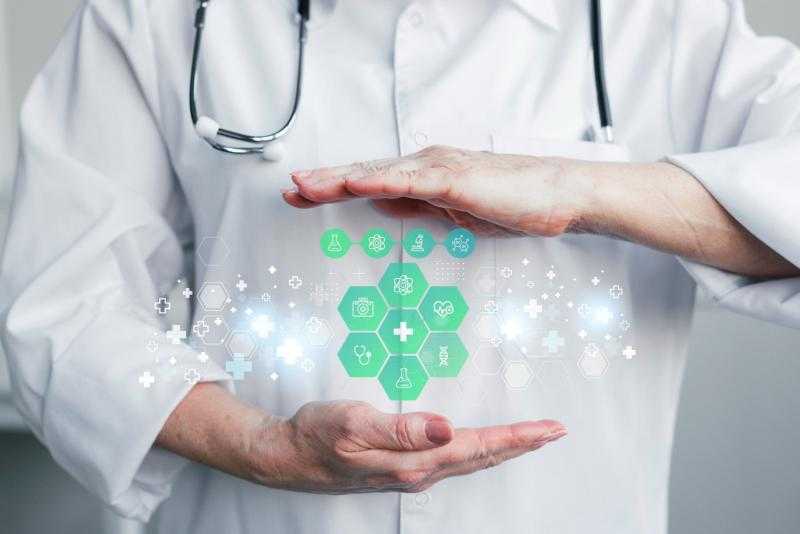 أستاذ صحة عامة: 2023 شهد تطورا كبيرا في القطاع الصحي