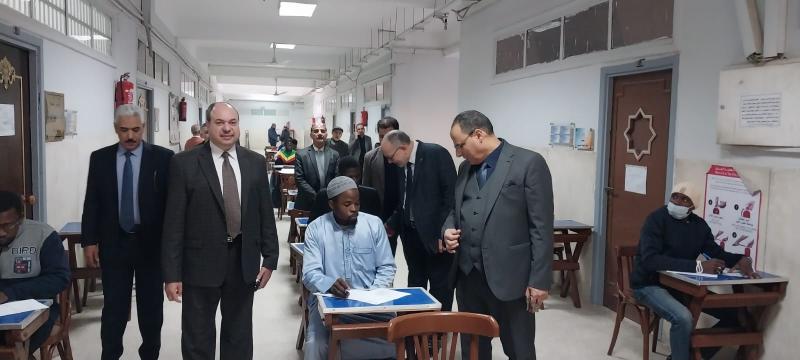 امتحانات كلية التربية بنين بالقاهرة