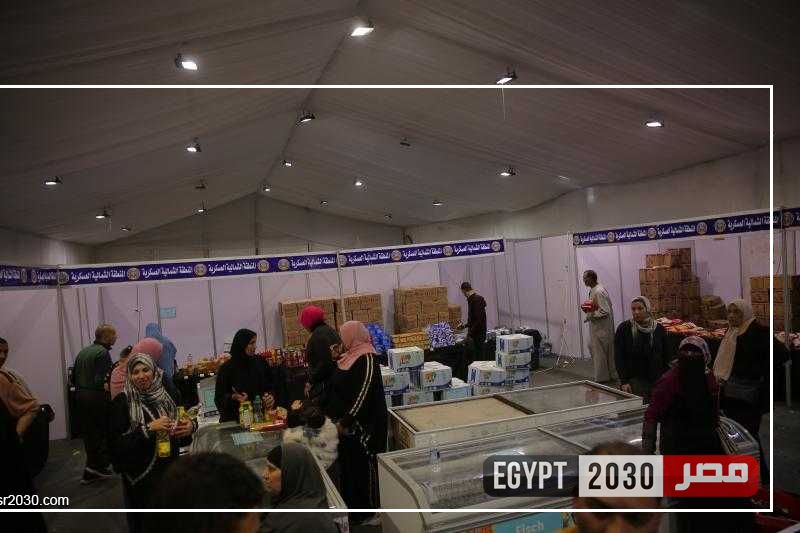محافظ كفرالشيخ يتابع موقف توافر احتياجات المواطنين بمعرض السلع الأساسية المخفضة
