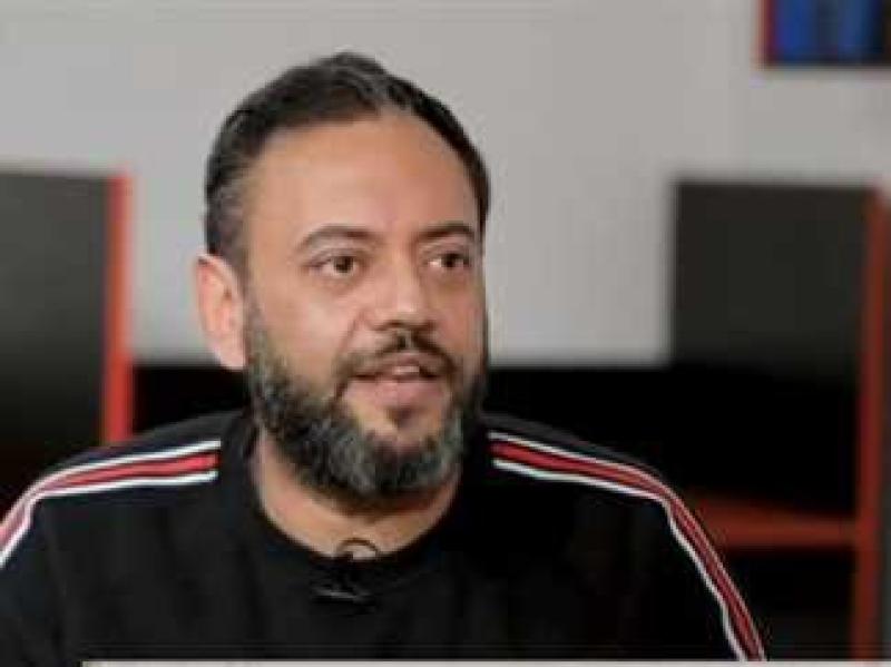 شاهد.. فنان شهير: «خايف مقدرش أدفع فلوس السوبر ماركت»