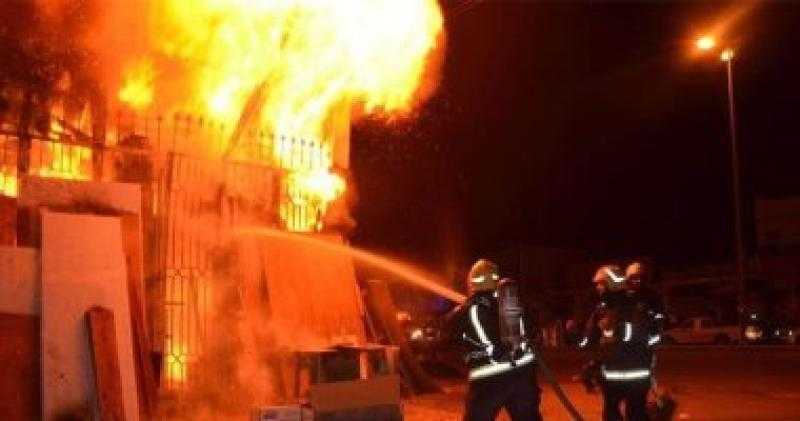 السيطرة على حريق داخل مطعم بالمطرية دون إصابات