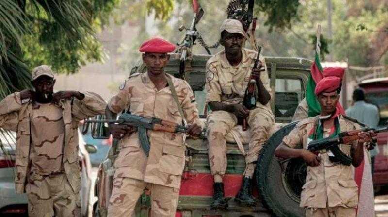 ميليشيا الدعم السريع تقصف قيادة الجيش وسط الخرطوم