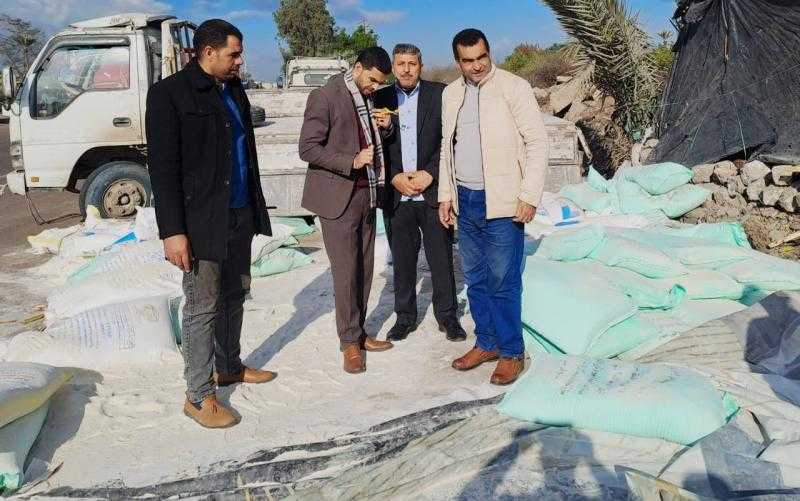 ضبط 4 طن دقيق بلدي مدعم و1000 عبوة مواد غذائية منتهية الصلاحية بالبحيرة