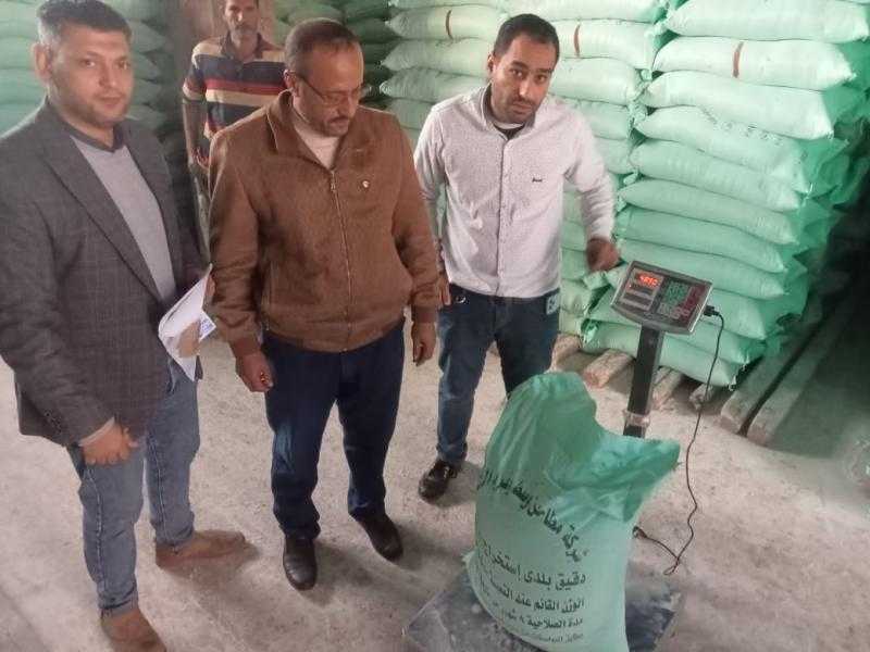 ضبط 3 مخابز لتصرفهم في 24 شيكارة دقيق بلدي بالبحيرة