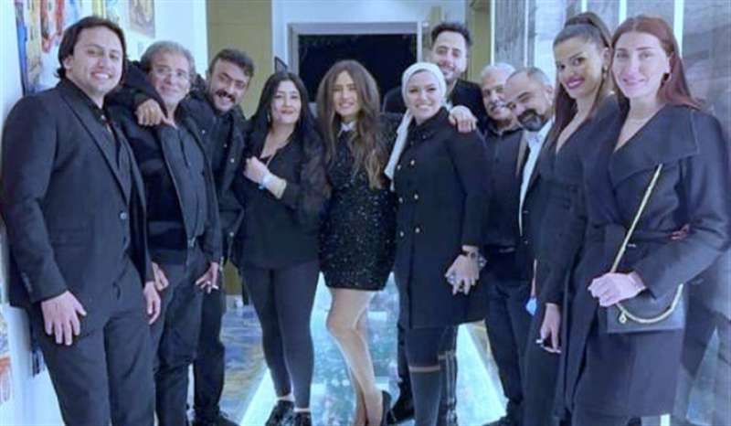 نجوم فيلم الإسكندراني من حفل عشاء خالد يوسف